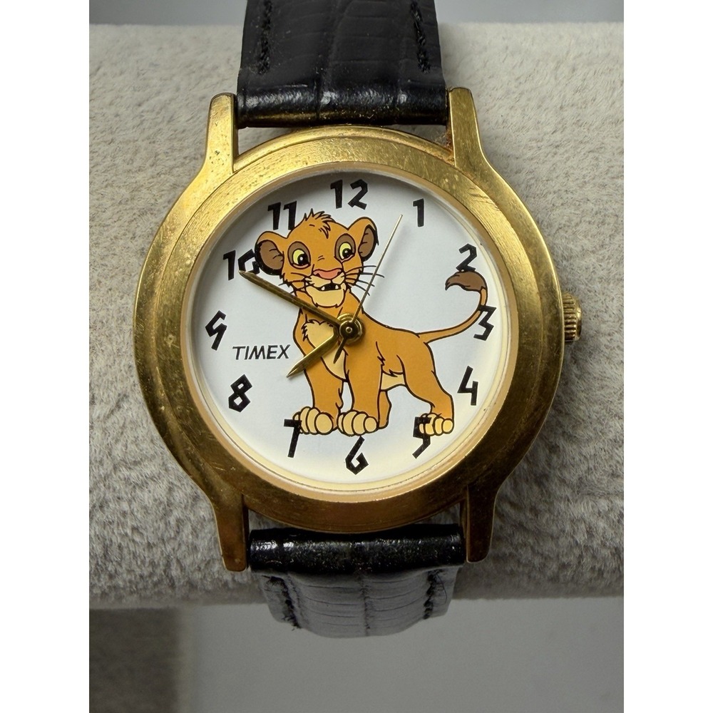 Disney Simba The Lion King Timex New Battery Ladies Watch 28MM 7" Leather Band
